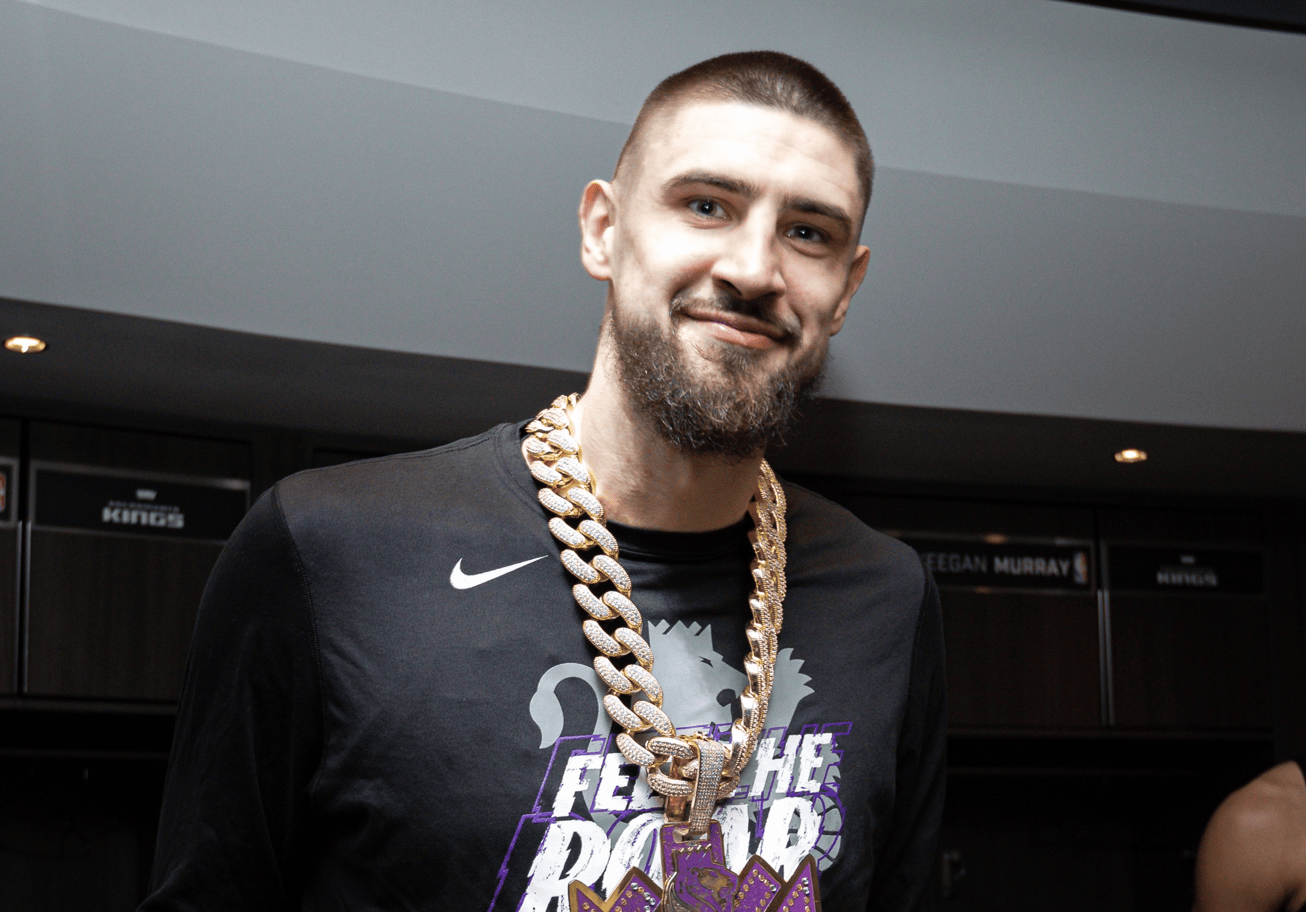 od体育下载-包含加时末段欧冠传出新动向，密尔沃基雄鹿主帅复盘，管理层表态：赛场秩序良好，球探报告显示潜力的词条